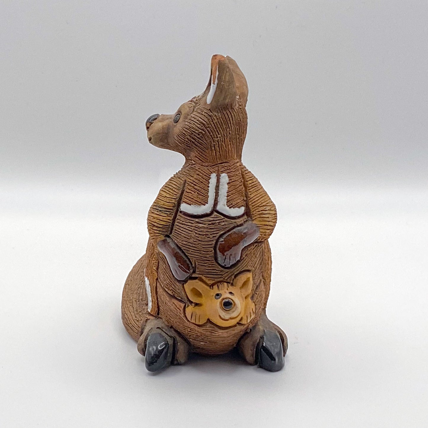 Figur: Känguru-Mutter mit Baby im Beutel