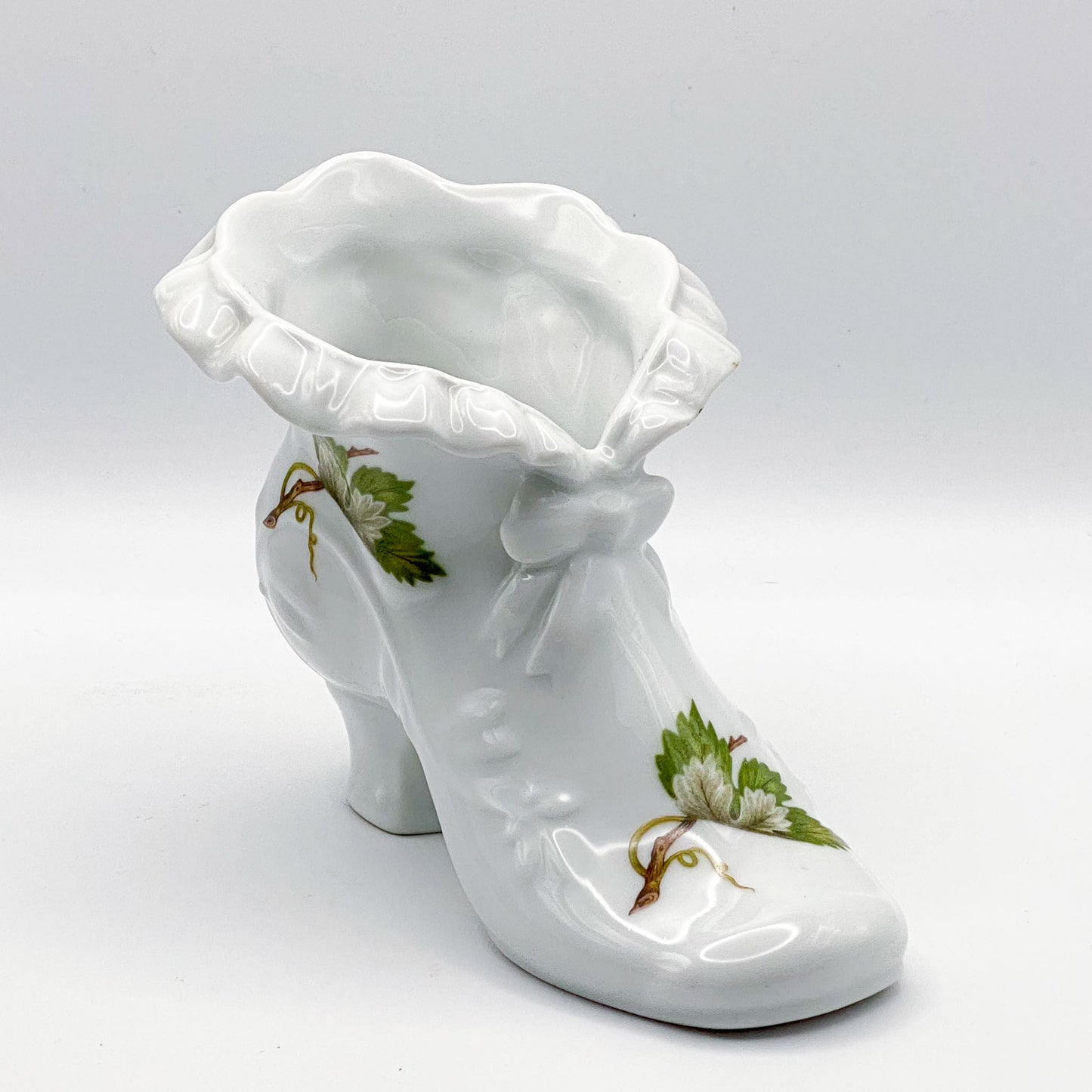 Porzellan-Stiefel – Ein zauberhaftes Schmuckstück für dein Zuhause