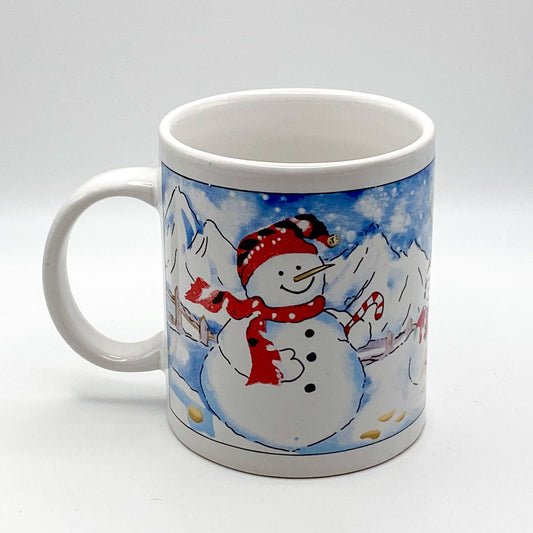 Becher -  mit winterlichem Motiv: fröhlicher Schneemann mit Zuckerstange