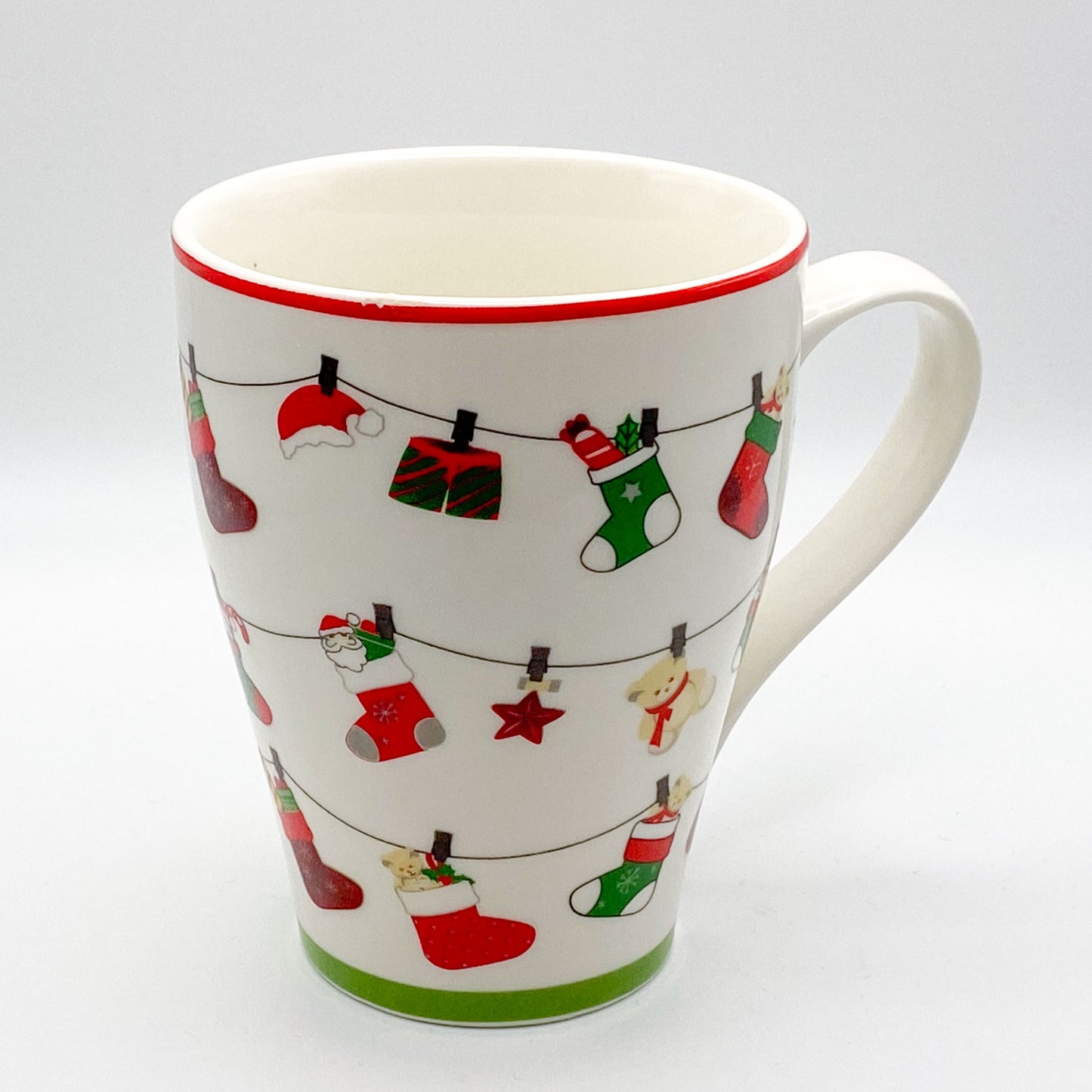 Becher - Der Nikolaus war da: weihnachtliche Leckereien warten schon!