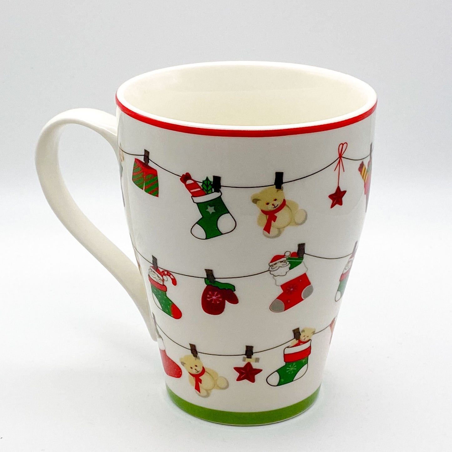 Becher - Der Nikolaus war da: weihnachtliche Leckereien warten schon!