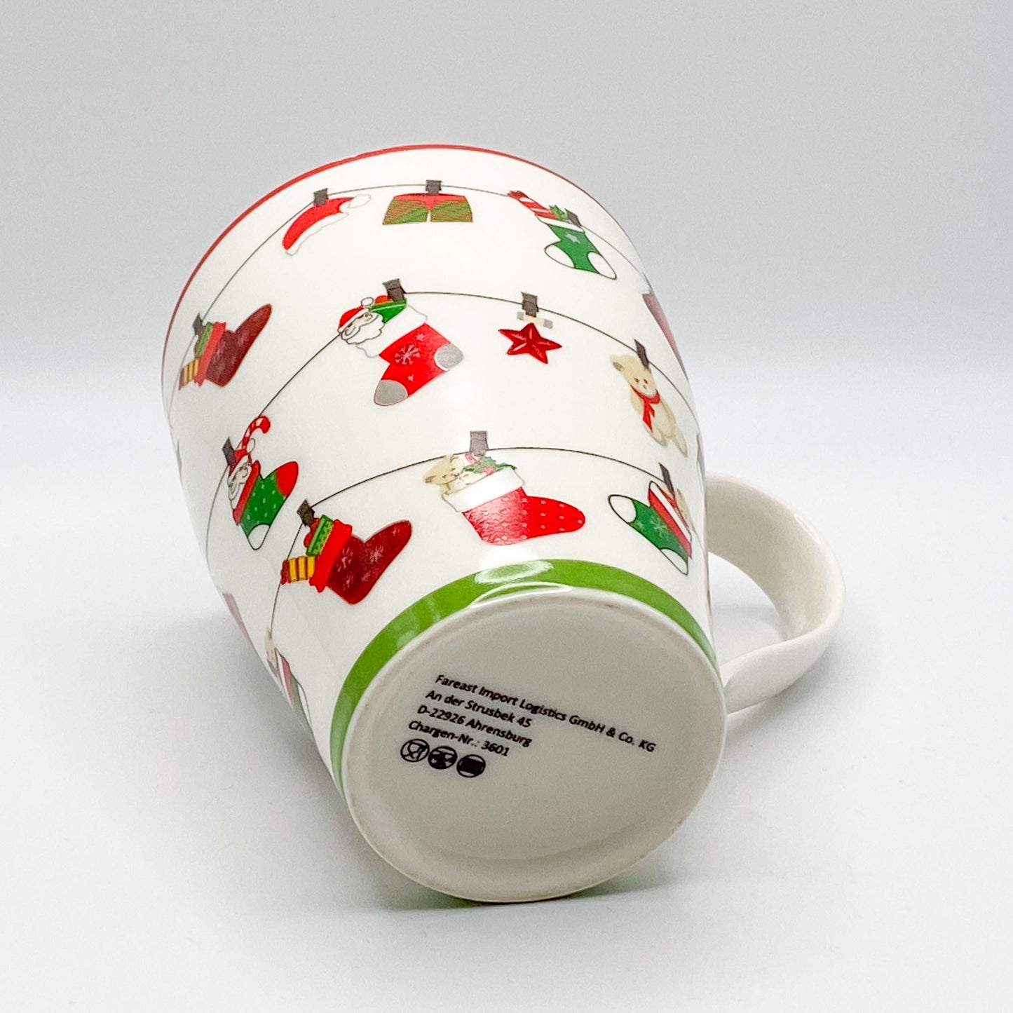 Becher - Der Nikolaus war da: weihnachtliche Leckereien warten schon!